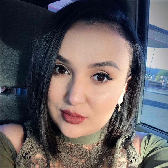 Posh Ambassador🌵Selling since February 2018! - Picture 6 of 8